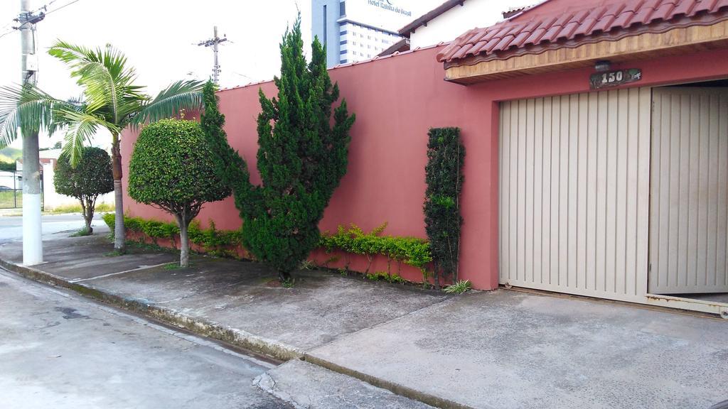Pousada Nossa Casa Aparecida  Luaran gambar